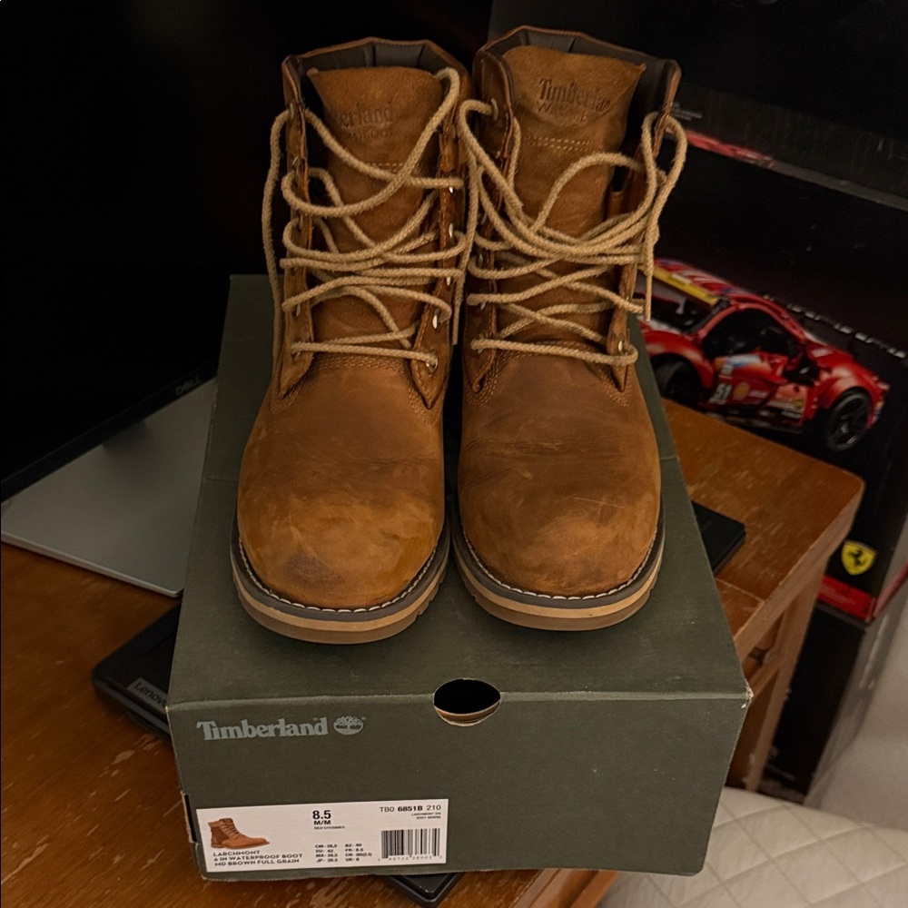 Timberland Men's Tan Leather Boots (Waterproof)